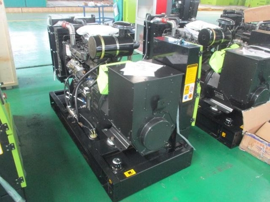 Harga yang bagus 4BTA3.9-G2 37.5KVA Cummins Diesel Generator Set on line