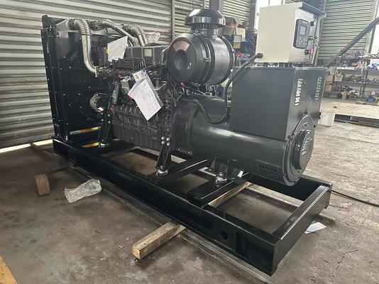 Set Generator Diesel SDEC 200KW Output 400V Tegangan dengan Desain Tipe Terbuka Bersertifikasi ISO 9001:14000