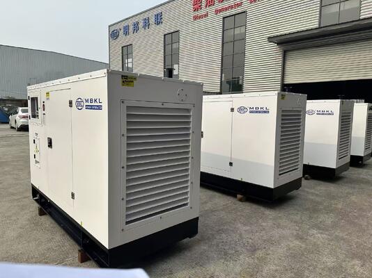Harga yang bagus 50KW/62.5KVA Silent Diesel Generator Set dengan Mesin Yuchai dan Fitur Keamanan Otomatis untuk Kebisingan & Getaran Rendah on line