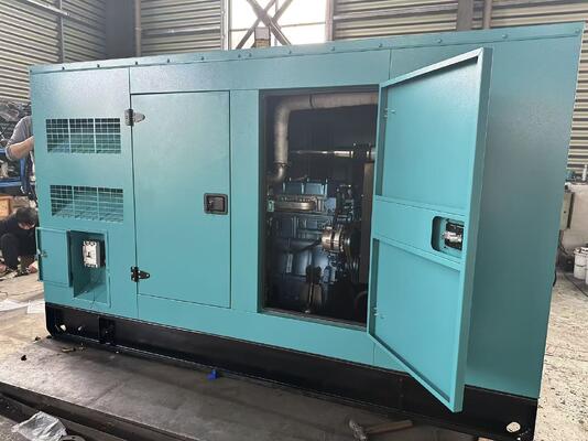 Harga yang bagus Generator Set Diesel 125kVA/100KW Hemat Bahan Bakar untuk Daya Berkelanjutan dan Darurat on line